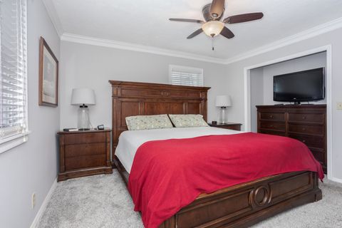 Tiny photo for 1302 E Vernon Avenue, Normal, IL 61761 (MLS # 12569745)