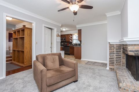 Tiny photo for 1302 E Vernon Avenue, Normal, IL 61761 (MLS # 12569745)