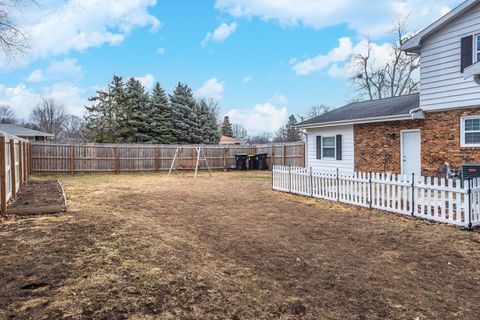 Tiny photo for 1302 E Vernon Avenue, Normal, IL 61761 (MLS # 12569745)