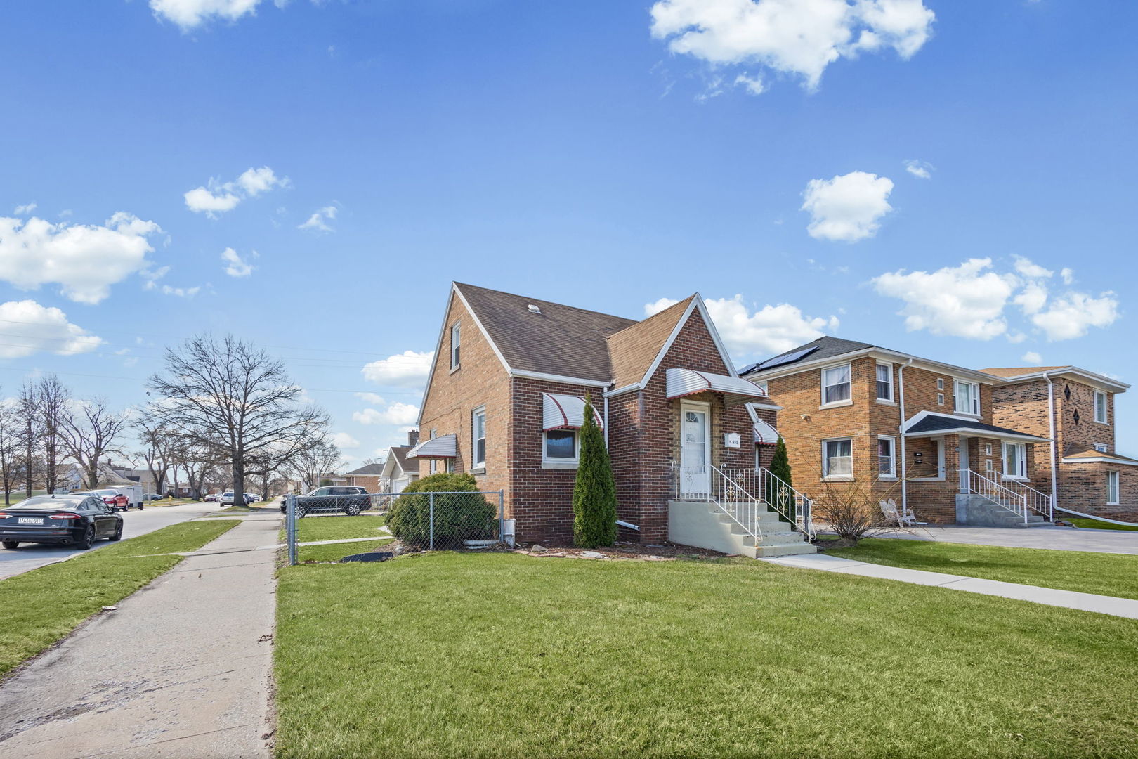 651 Sibley Boulevard