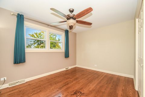 Tiny photo for 8948 Barberry Lane, Hickory Hills, IL 60457 (MLS # 12475984)