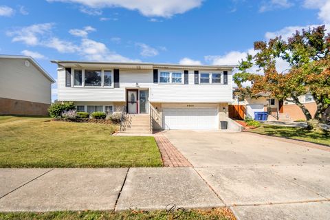 Tiny photo for 8948 Barberry Lane, Hickory Hills, IL 60457 (MLS # 12475984)