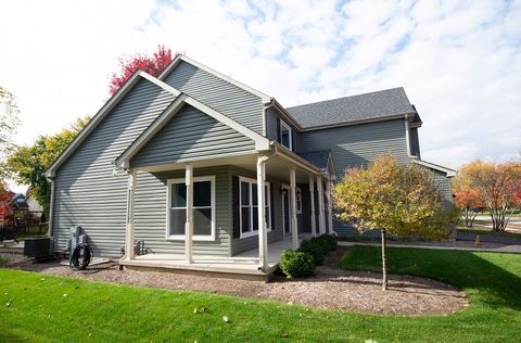 Tiny photo for 39W553 N Hyde Park, Geneva, IL 60134 (MLS # 12579947)