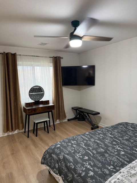 Tiny photo for 9456 Bay Colony Drive #2N, Des Plaines, IL 60016 (MLS # 12593248)