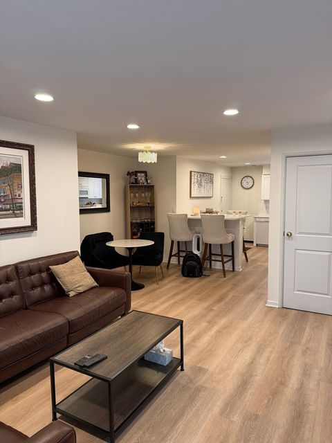 Tiny photo for 9456 Bay Colony Drive #2N, Des Plaines, IL 60016 (MLS # 12593248)