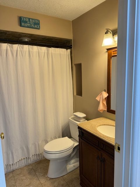 Tiny photo for 9456 Bay Colony Drive #2N, Des Plaines, IL 60016 (MLS # 12593248)