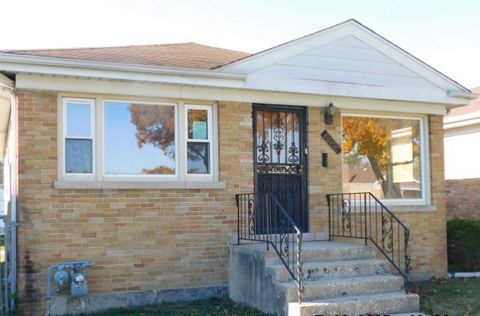 Photo of 1022 Eastern Avenue, Bellwood, IL 60104 (MLS # 12524619)