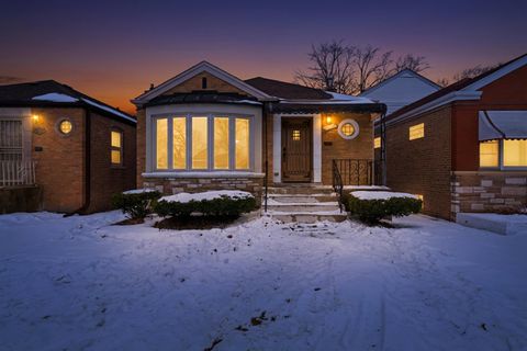 Tiny photo for 8818 S Merrill Avenue, Chicago, IL 60617 (MLS # 12562446)