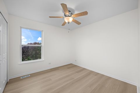 Tiny photo for 400 Diamond Back Way, Algonquin, IL 60102 (MLS # 12516809)