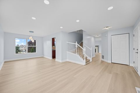 Tiny photo for 400 Diamond Back Way, Algonquin, IL 60102 (MLS # 12516809)