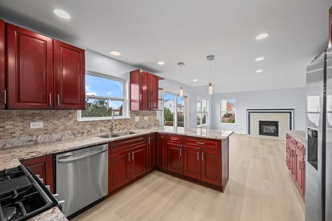 Tiny photo for 400 Diamond Back Way, Algonquin, IL 60102 (MLS # 12516809)