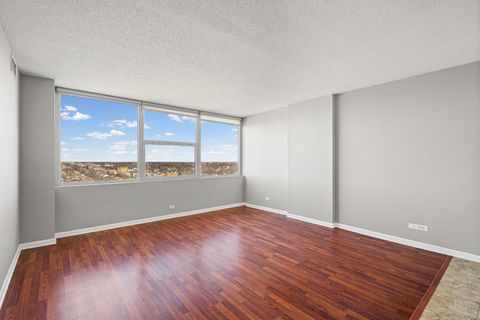 Tiny photo for 7234 W North Avenue #1608, Elmwood Park, IL 60707 (MLS # 12522593)