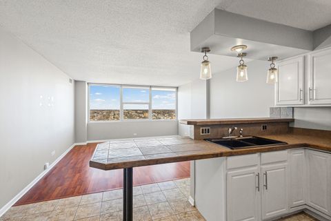 Tiny photo for 7234 W North Avenue #1608, Elmwood Park, IL 60707 (MLS # 12522593)