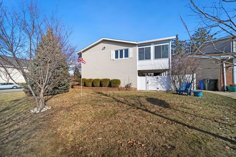 Tiny photo for 1101 S LAVERGNE Drive, Mount Prospect, IL 60056 (MLS # 12569514)