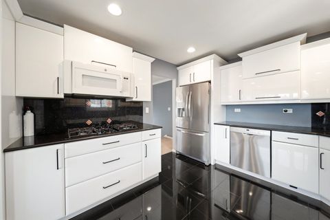 Tiny photo for 1101 S LAVERGNE Drive, Mount Prospect, IL 60056 (MLS # 12569514)