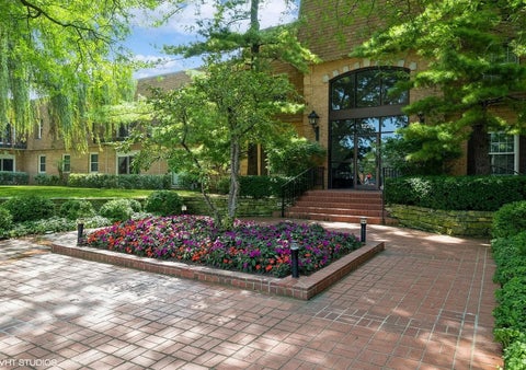 Photo of 1220 Park Avenue #126, Highland Park, IL 60035 (MLS # 12782094)