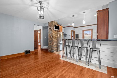 Tiny photo for 344 W GARFIELD Street, Davenport, IA 52803 (MLS # QC4268745)