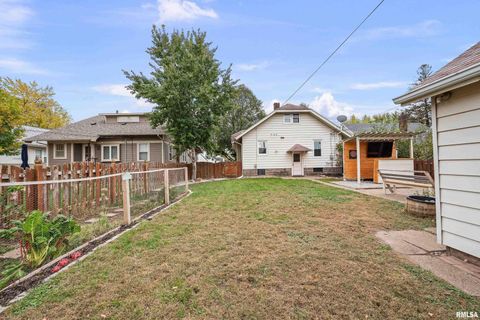 Tiny photo for 344 W GARFIELD Street, Davenport, IA 52803 (MLS # QC4268745)