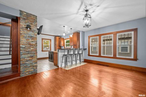 Tiny photo for 344 W GARFIELD Street, Davenport, IA 52803 (MLS # QC4268745)