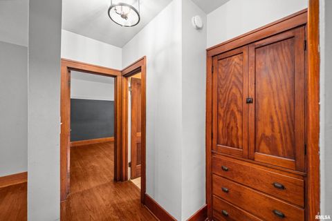 Tiny photo for 344 W GARFIELD Street, Davenport, IA 52803 (MLS # QC4268745)