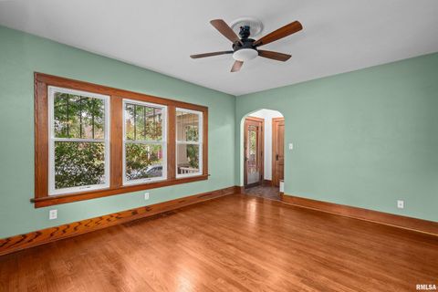 Tiny photo for 344 W GARFIELD Street, Davenport, IA 52803 (MLS # QC4268745)