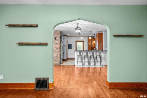 Tiny photo for 344 W GARFIELD Street, Davenport, IA 52803 (MLS # QC4268745)