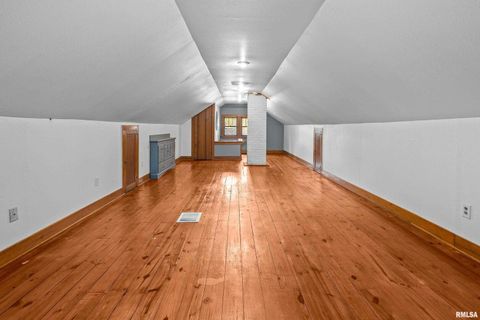 Tiny photo for 344 W GARFIELD Street, Davenport, IA 52803 (MLS # QC4268745)