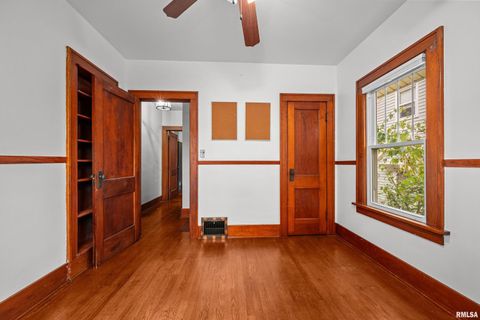 Tiny photo for 344 W GARFIELD Street, Davenport, IA 52803 (MLS # QC4268745)