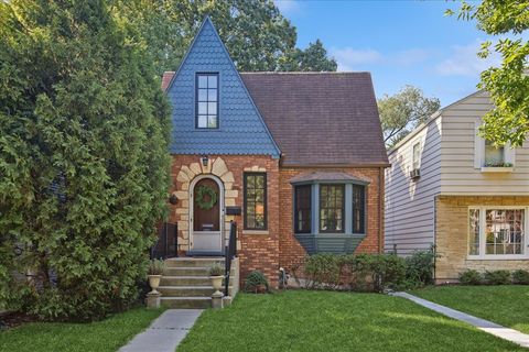 1916 Keeney Street Evanston IL 60202