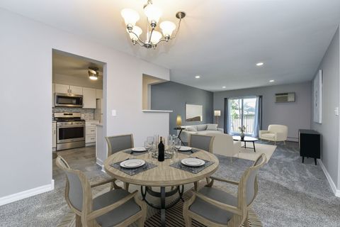Tiny photo for 6630 S Brainard Avenue #203, Countryside, IL 60525 (MLS # 12465548)