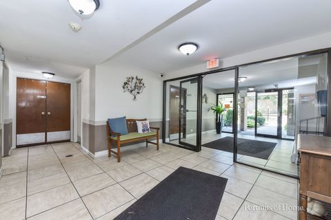 Tiny photo for 6630 S Brainard Avenue #203, Countryside, IL 60525 (MLS # 12465548)