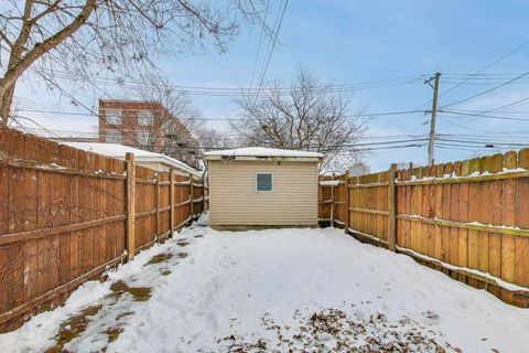 Tiny photo for 4049 S Indiana Avenue, Chicago, IL 60653 (MLS # 12524061)