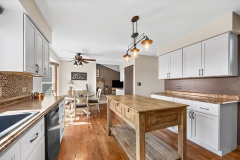 Tiny photo for 776 Provincetown Drive, Carol Stream, IL 60188 (MLS # 12588463)