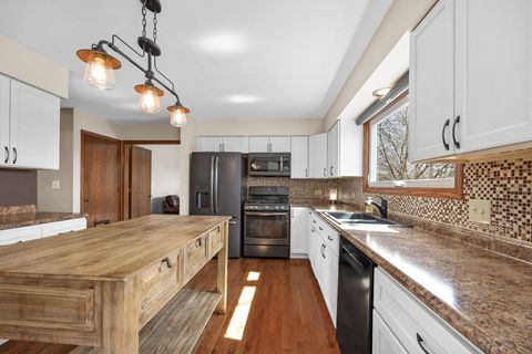 Tiny photo for 776 Provincetown Drive, Carol Stream, IL 60188 (MLS # 12588463)