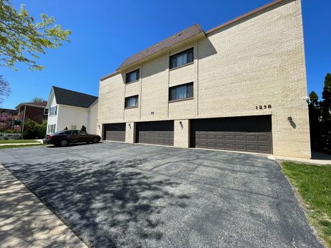 1258 Brown Street Unit 302, Des Plaines, IL 60016 - #: 12546526