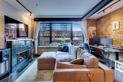 Tiny photo for 1118 W Fulton Street #201, Chicago, IL 60607 (MLS # 12541537)