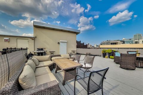 Tiny photo for 1118 W Fulton Street #201, Chicago, IL 60607 (MLS # 12541537)