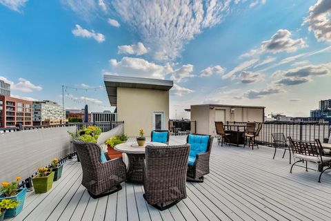 Tiny photo for 1118 W Fulton Street #201, Chicago, IL 60607 (MLS # 12541537)