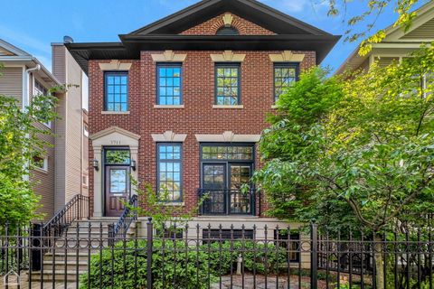 3711 N Marshfield Avenue Chicago IL 60613