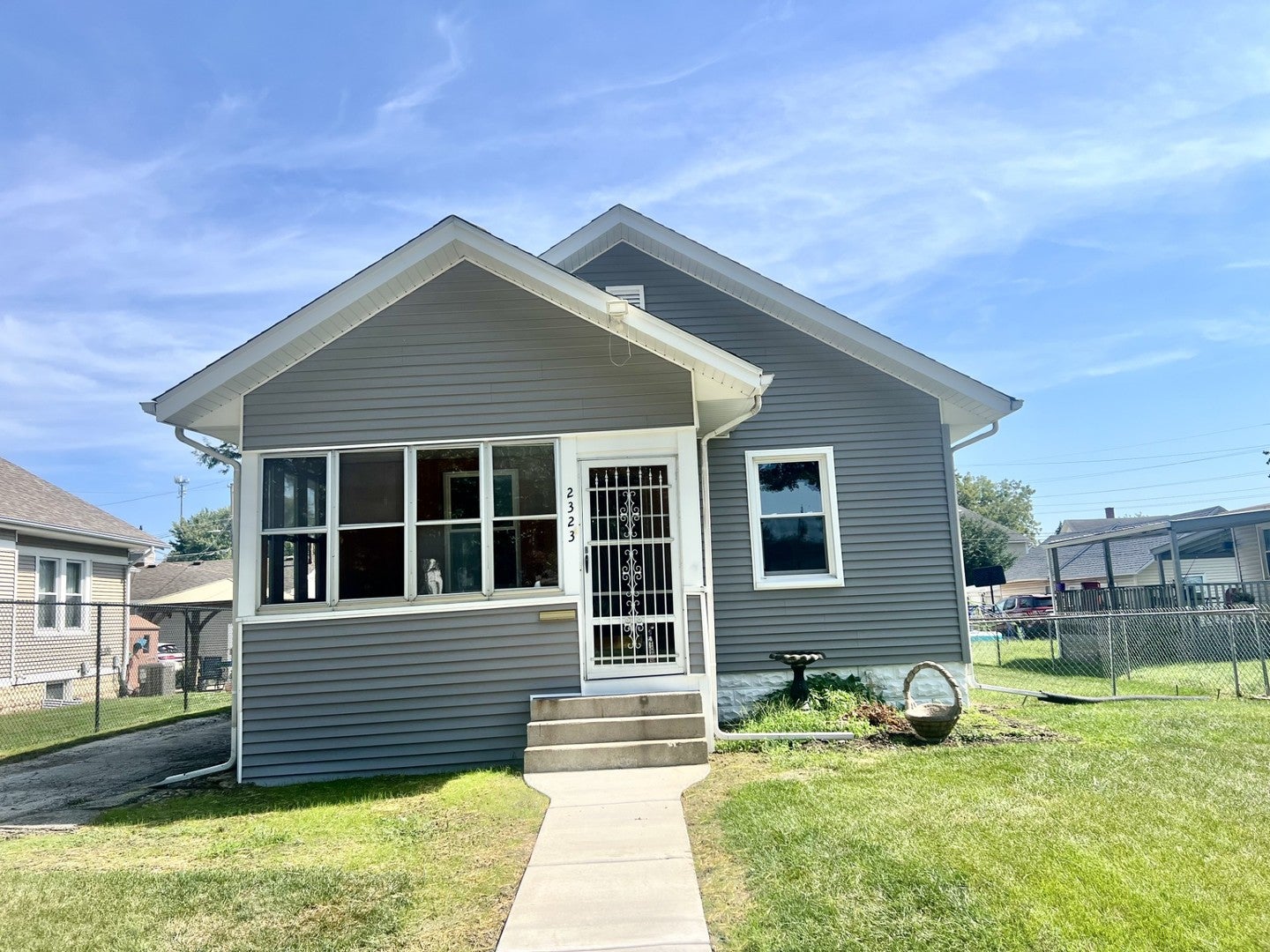 2323 Jackson Avenue