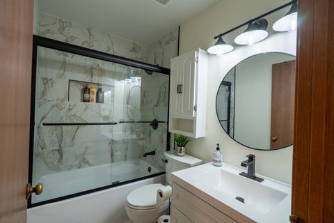 Tiny photo for 5875 Constitution Avenue, Gurnee, IL 60031 (MLS # 12554027)