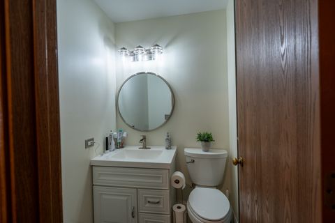 Tiny photo for 5875 Constitution Avenue, Gurnee, IL 60031 (MLS # 12554027)