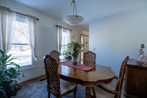 Tiny photo for 5875 Constitution Avenue, Gurnee, IL 60031 (MLS # 12554027)