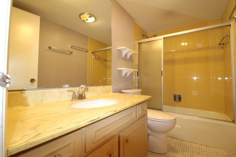 Tiny photo for 1025 S Fernandez Avenue #1D, Arlington Heights, IL 60005 (MLS # 12526927)