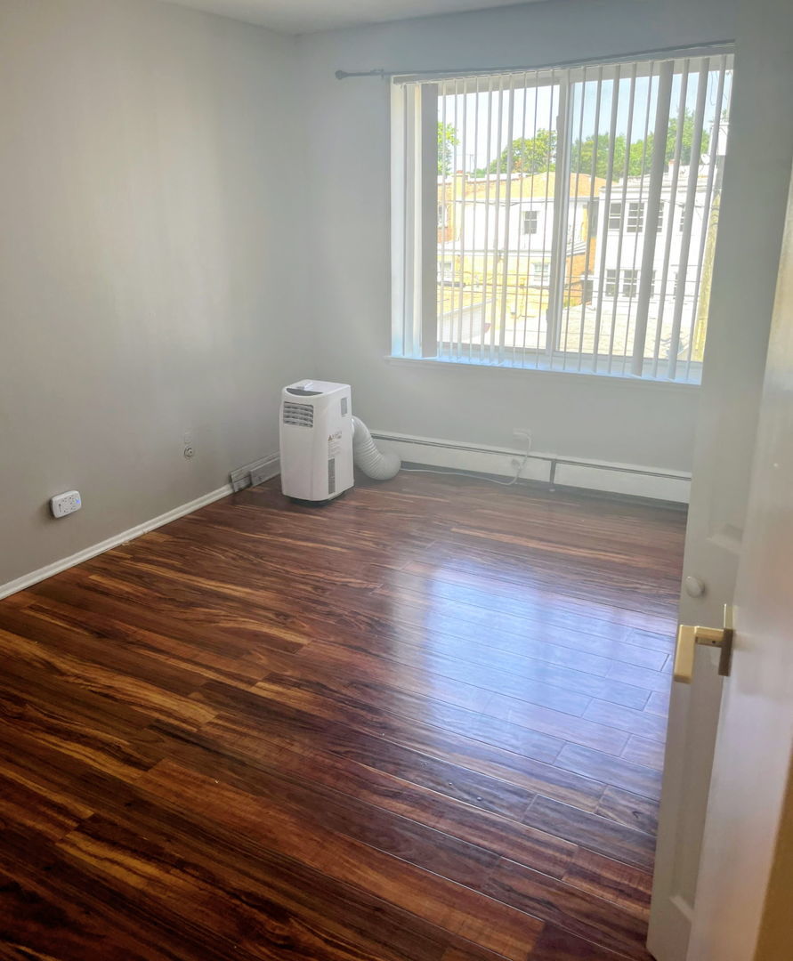 1227 S Harlem Avenue 301
