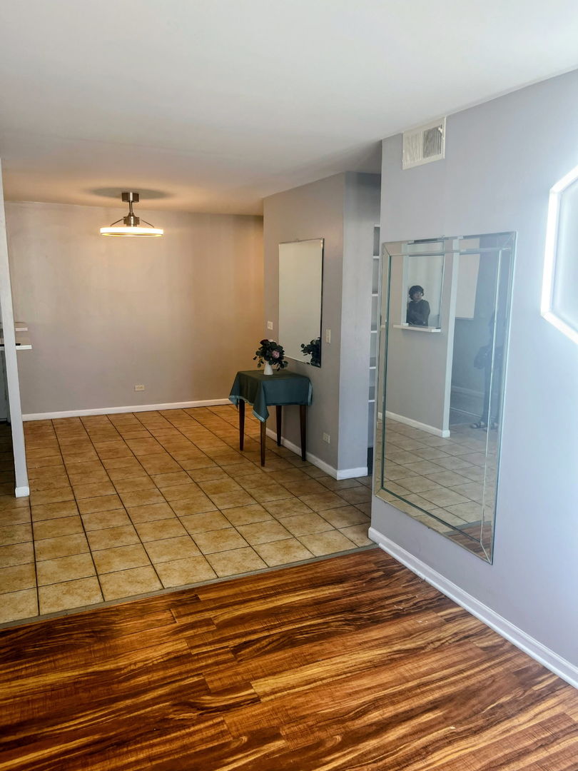 1227 S Harlem Avenue 301