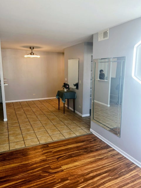 Tiny photo for 1227 S Harlem Avenue #301, Berwyn, IL 60402 (MLS # 12756890)