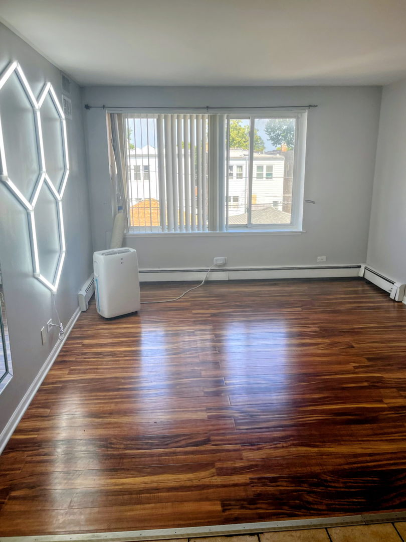1227 S Harlem Avenue 301