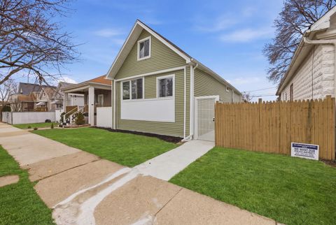 Tiny photo for 3825 W 59th Place, Chicago, IL 60629 (MLS # 12593211)