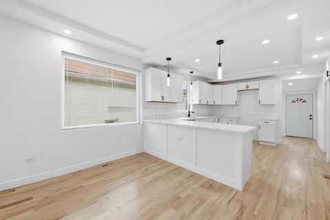 Tiny photo for 3825 W 59th Place, Chicago, IL 60629 (MLS # 12593211)